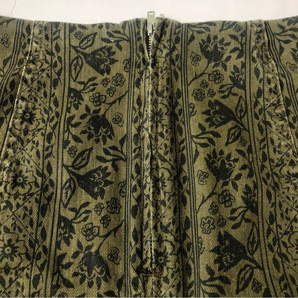 Free People EUC Mini Skirt Size 6 - Picture 14 of 16